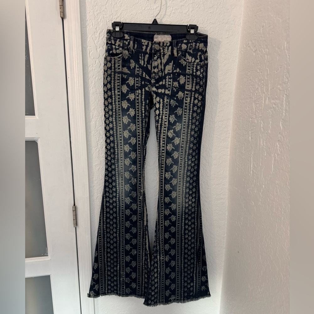 Free People Black and Cream Patterned Flare Pants